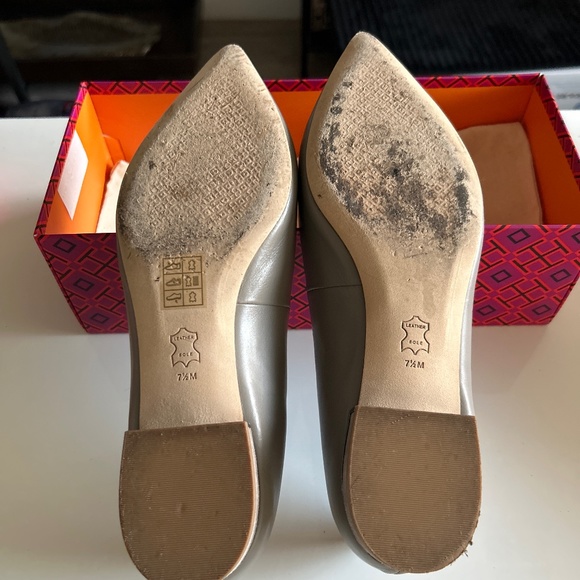 Tory Burch grey heron point toe flat - Picture 2 of 5